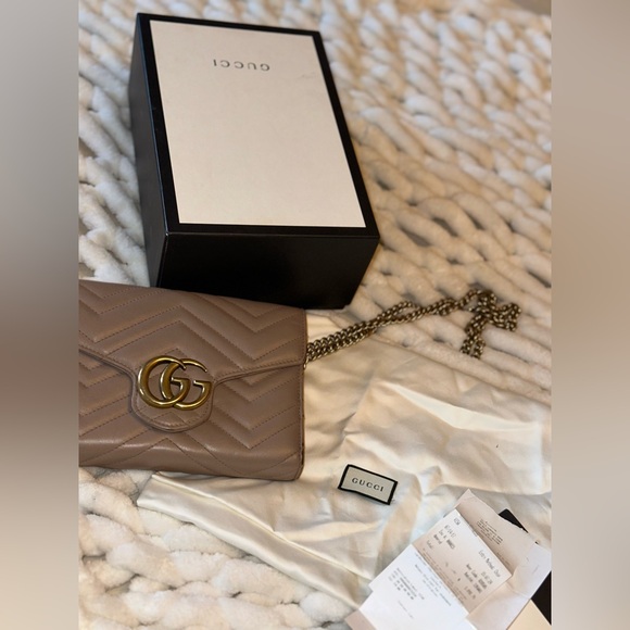 Gucci Marmont Super Mini Bag in Nude! - Picture 2 of 7